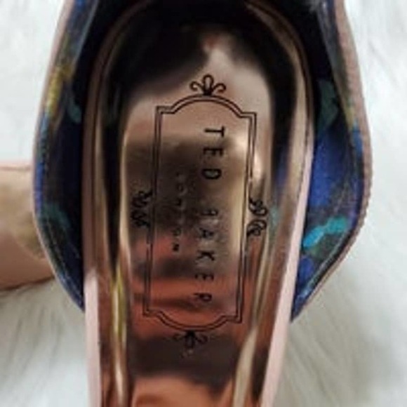 BRAND NEW Ted Baker Phanda 3 Heeled Sandals  - Nude Size 7.5 - Picture 3 of 8